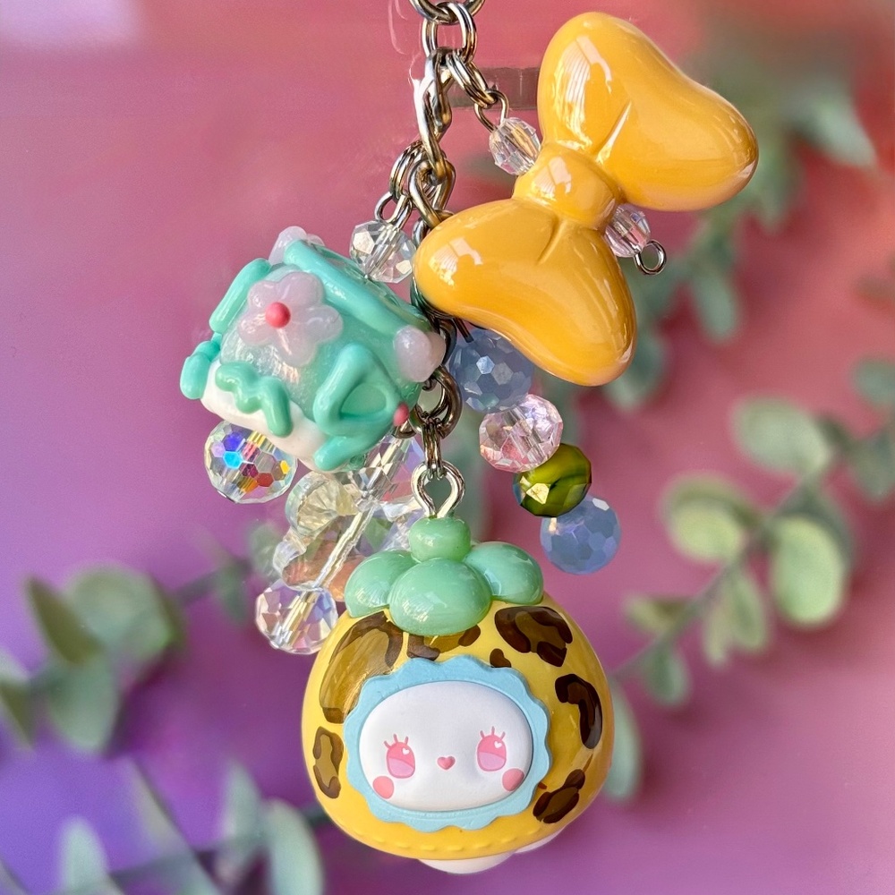 Emma Bean Bubble Mangostana Bag/Keychain Charm